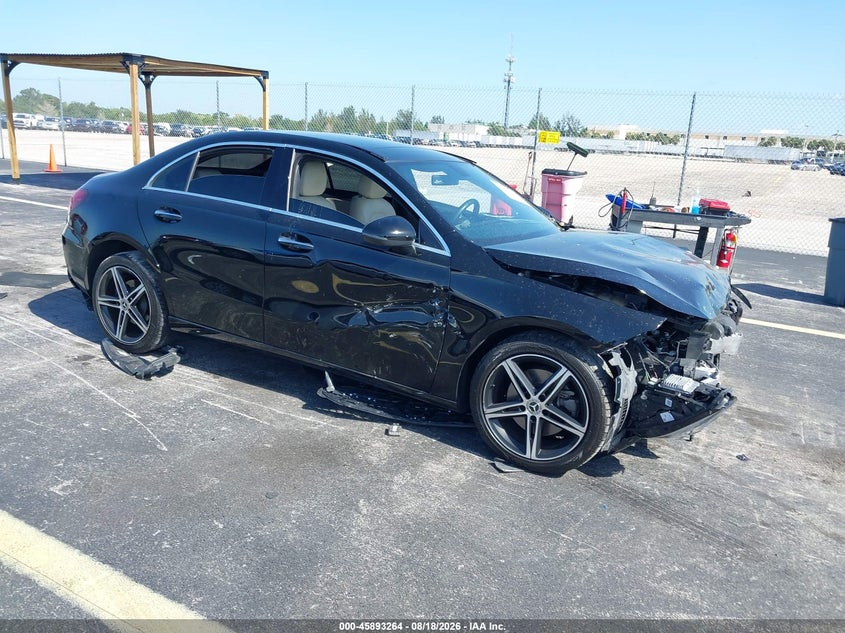 2019 Mercedes-Benz A 220, Front End, IAAI, VIN WDD3G4EB6KW020463