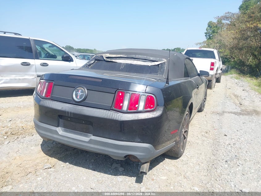 2010 FORD MUSTANG auction photo 4