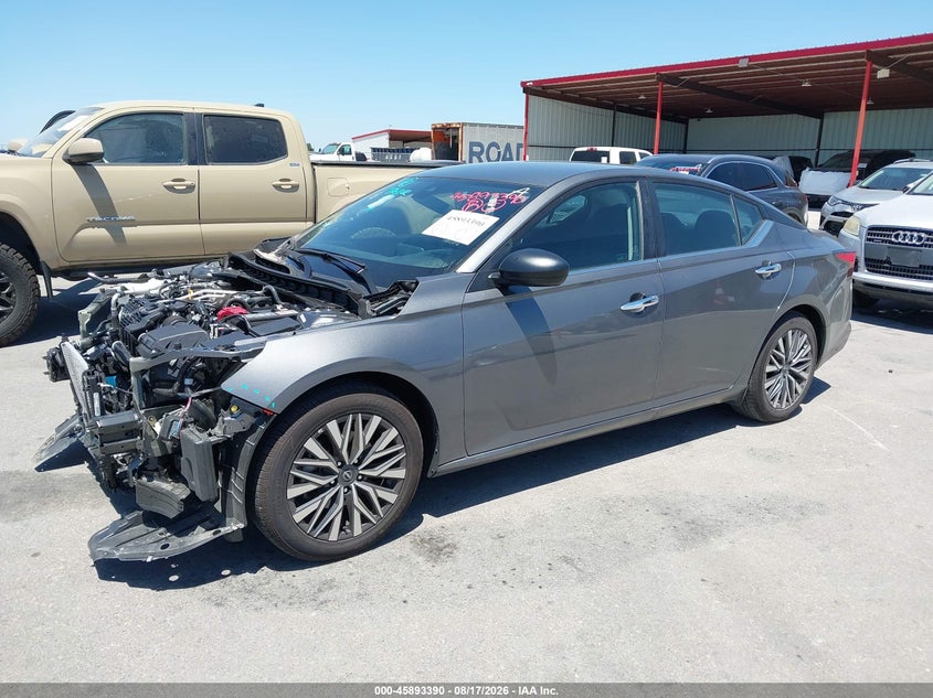 2025 Nissan Altima, Front End, IAAI, VIN 1N4BL4DV5SN388139 — photo 2
