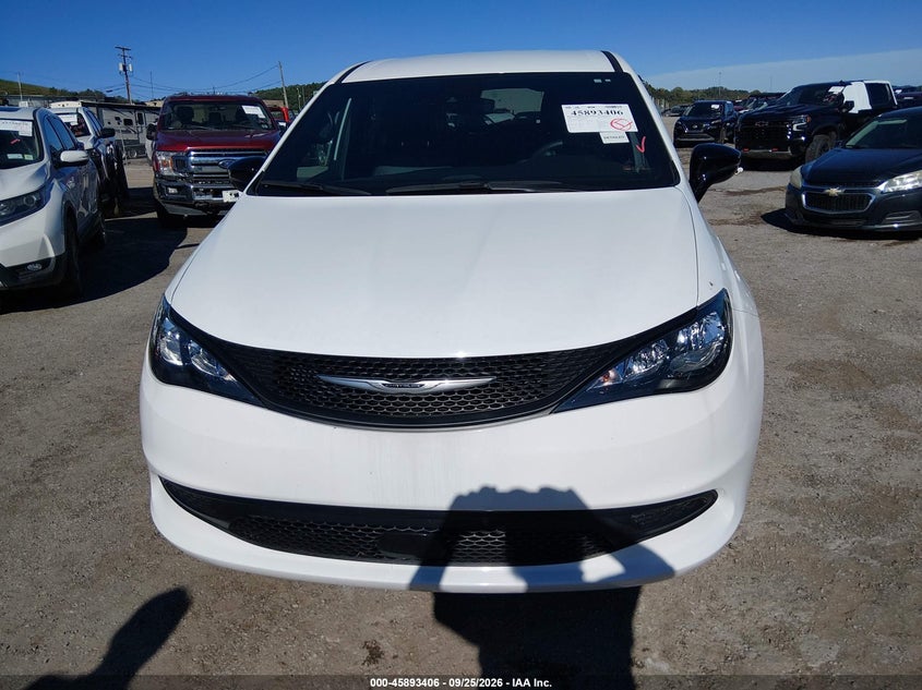 CHRYSLER VOYAGER 2025 VIN 2C4RC1CG9SR533311