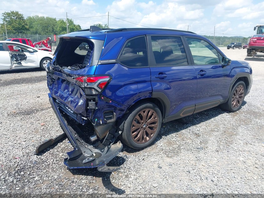 2025 SUBARU FORESTER auction photo 4