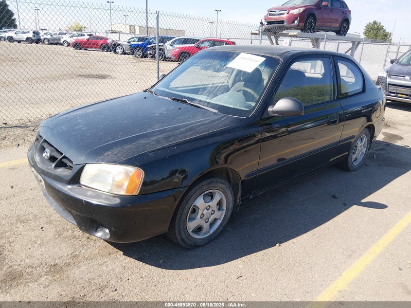 2002 Hyundai Accent, Normal Wear & Tear, IAAI, VIN KMHCF35G92U228914 — photo 2