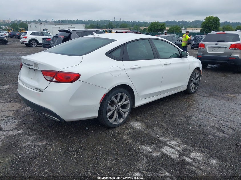 2015 CHRYSLER 200 auction photo 4
