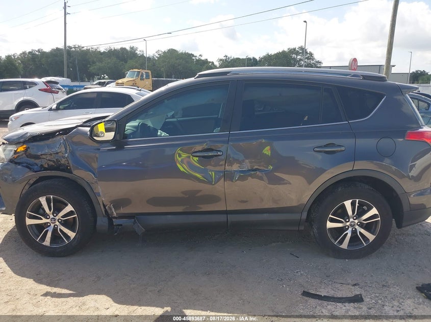 TOYOTA RAV4 - zdjęcie 15