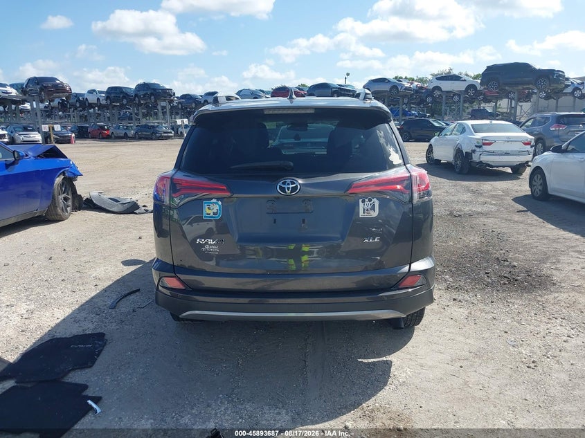 TOYOTA RAV4 - zdjęcie 17