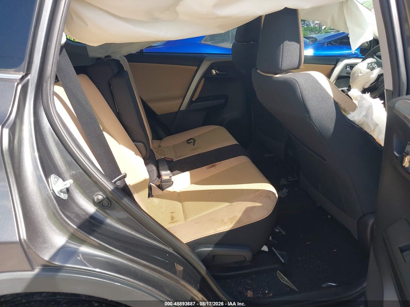 2018 TOYOTA RAV4 auction photo 8