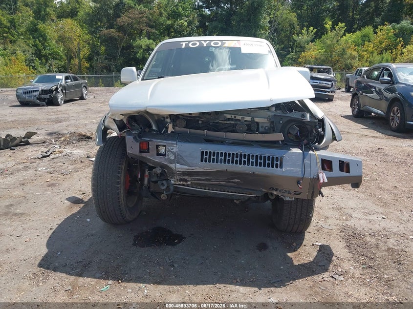 1999 TOYOTA 4RUNNER auction photo 6
