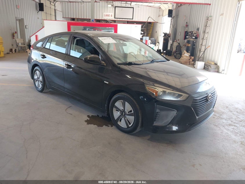 2018 HYUNDAI IONIQ HYBRID auction photo 1