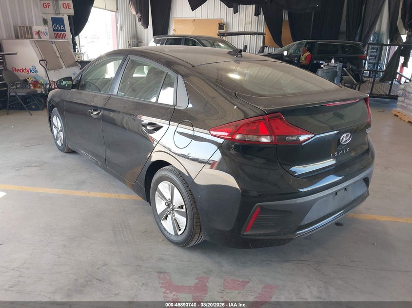 2018 HYUNDAI IONIQ HYBRID auction photo 3