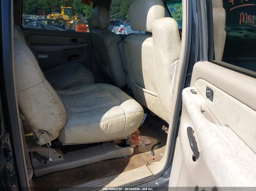 2002 CHEVROLET SUBURBAN 1500 auction photo 8