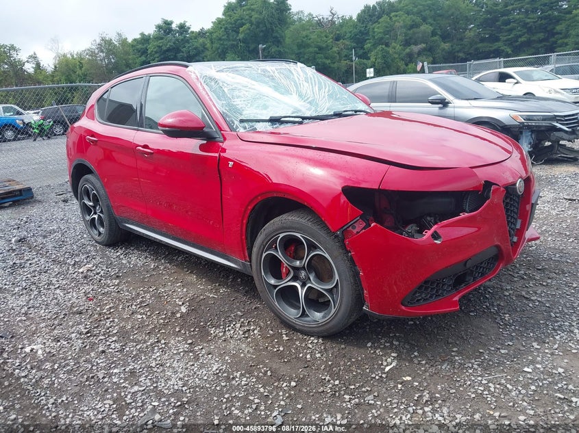 2022 ALFA ROMEO STELVIO auction photo 1