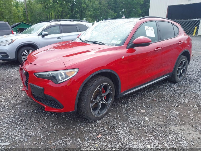 2022 ALFA ROMEO STELVIO auction photo 2