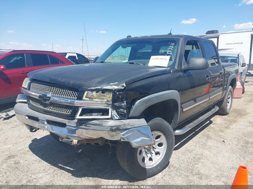 2004 Chevrolet Silverado, Front End, IAAI, VIN 2GCEK13T941300318 — photo 2