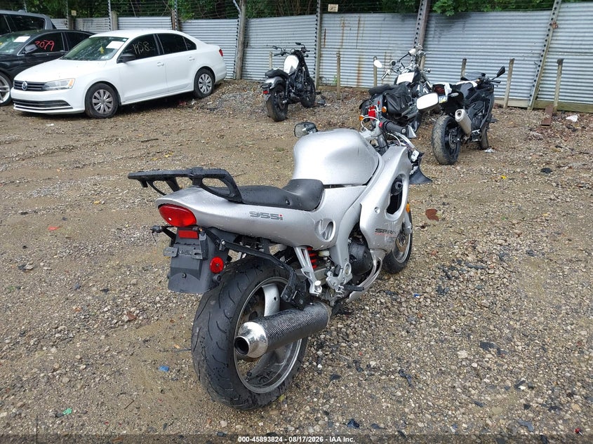 TRIUMPH SPRINT 2003