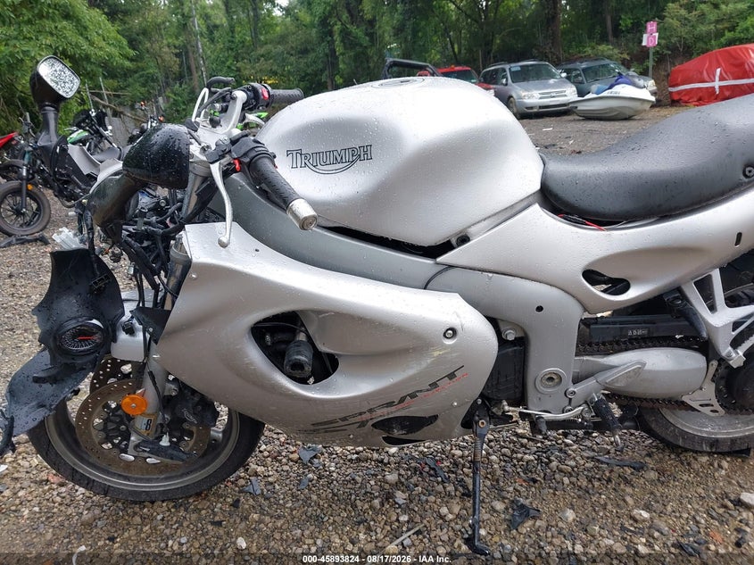 TRIUMPH SPRINT 2003