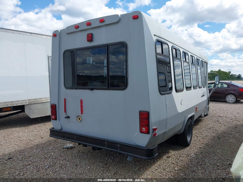 1998 FORD ECONOLINE auction photo 4