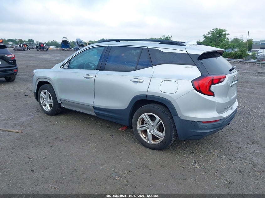 2018 GMC TERRAIN auction photo 3