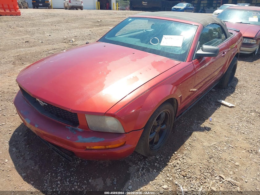2007 FORD MUSTANG auction photo 2