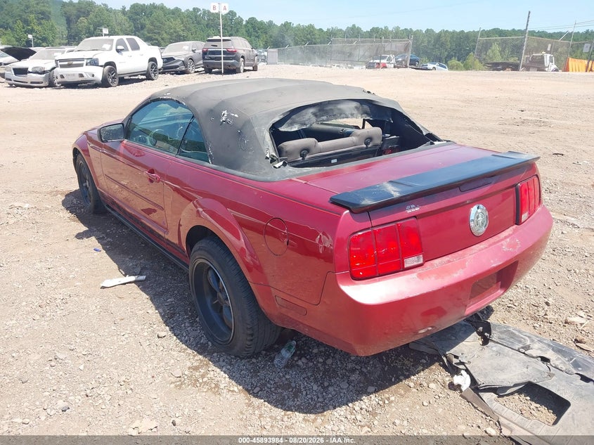 2007 FORD MUSTANG auction photo 3