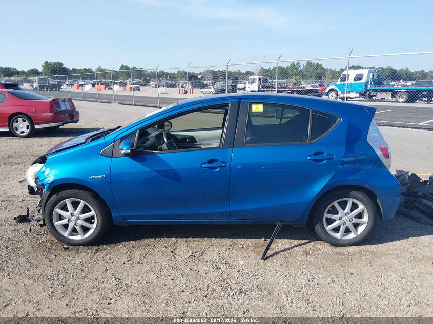 TOYOTA PRIUS C 2014 VIN JTDKDTB35E1074392