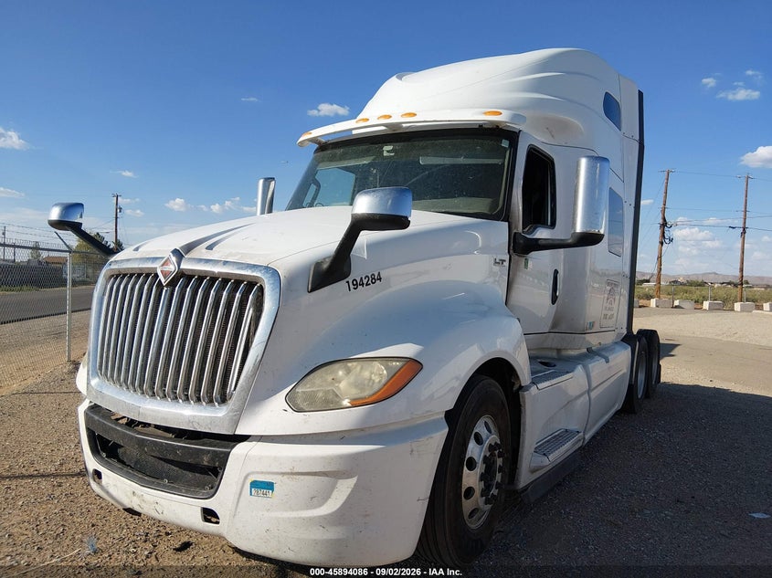 2018 INTERNATIONAL LT auction photo 1