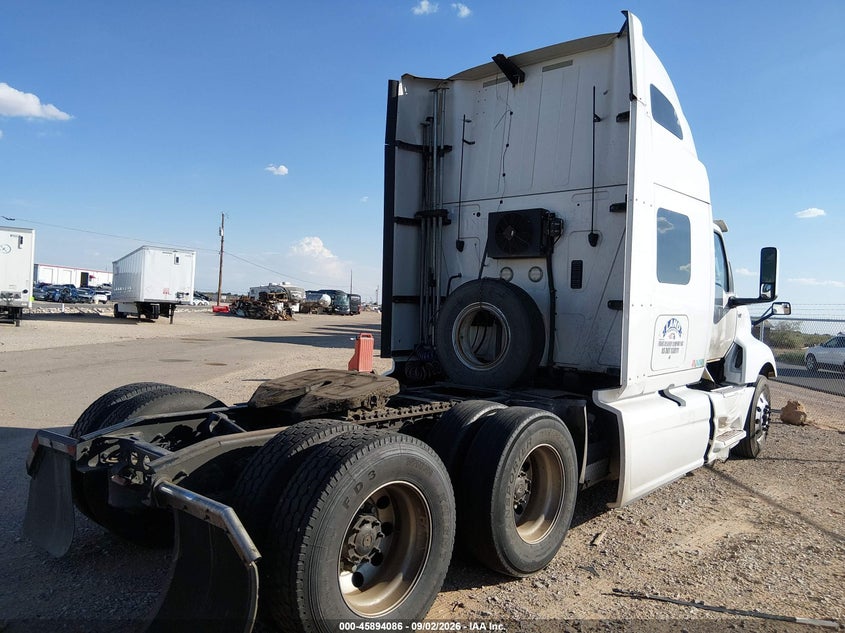 2018 INTERNATIONAL LT auction photo 3