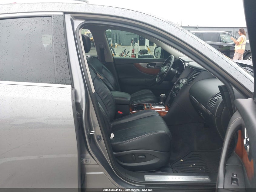 INFINITI QX70 2015 VIN JN8CS1MWXFM481084