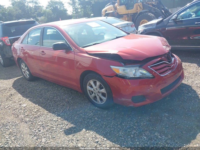 2011 TOYOTA CAMRY auction photo 1