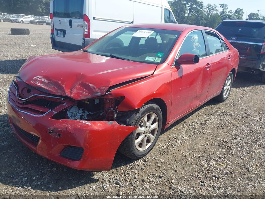 2011 TOYOTA CAMRY auction photo 2