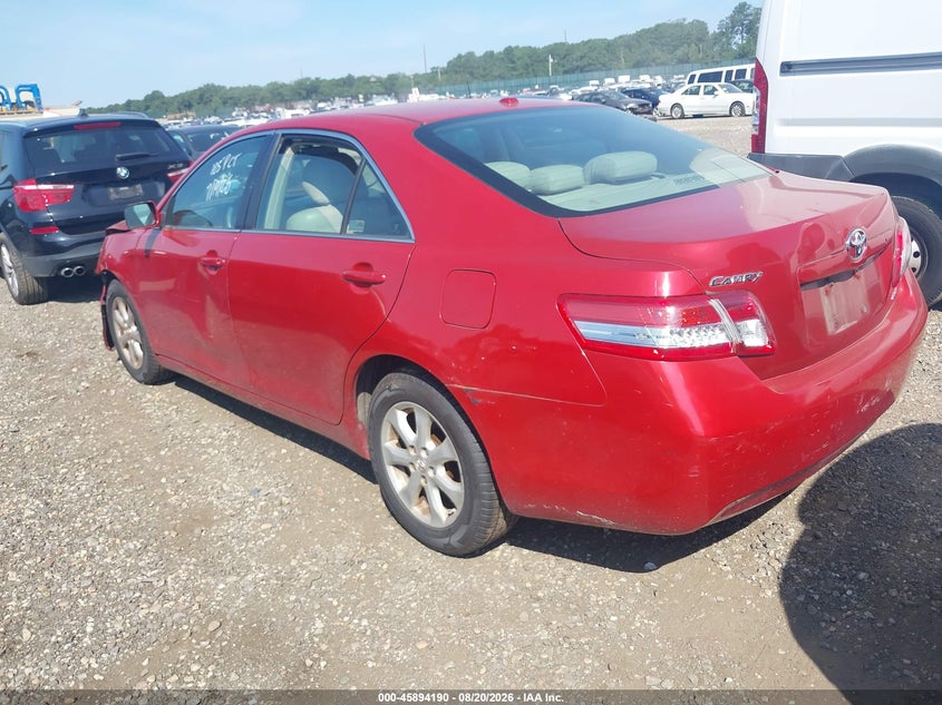 2011 TOYOTA CAMRY auction photo 3
