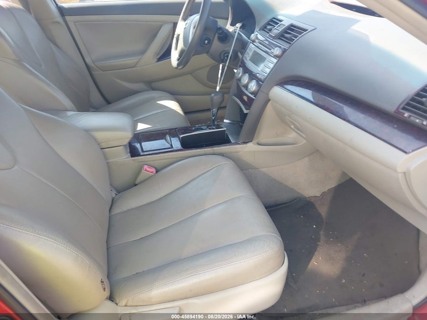 2011 TOYOTA CAMRY auction photo 5
