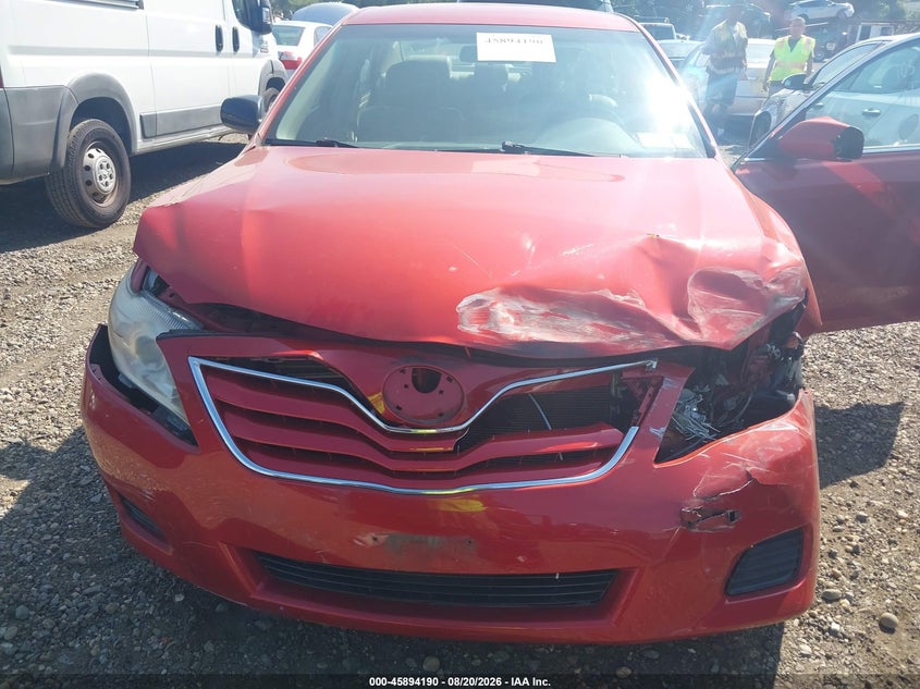 2011 TOYOTA CAMRY auction photo 6