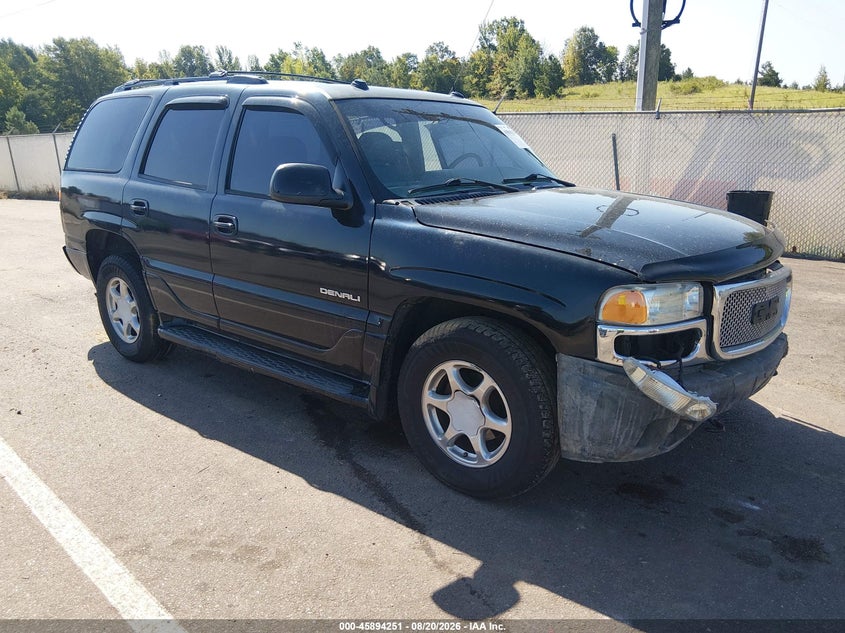 2005 GMC YUKON auction photo 1
