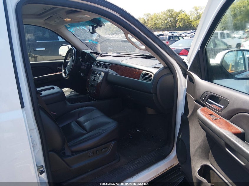 2009 CHEVROLET TAHOE auction photo 5