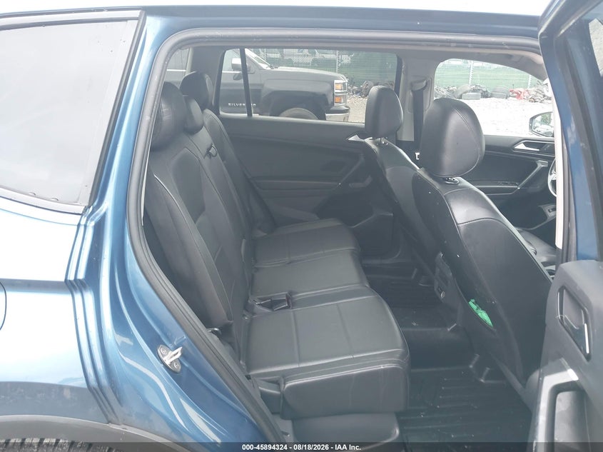2018 VOLKSWAGEN TIGUAN auction photo 8
