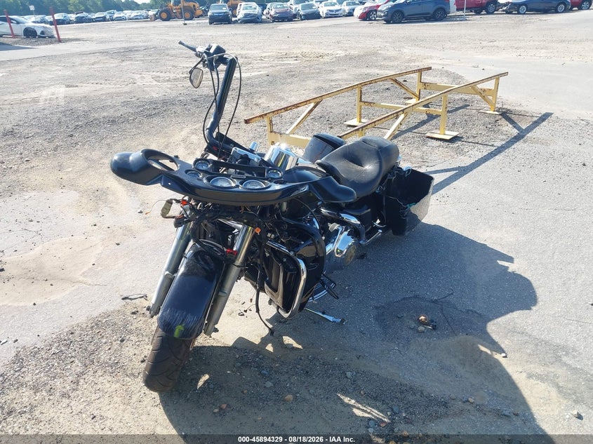 HARLEY-DAVIDSON FLHX 2007