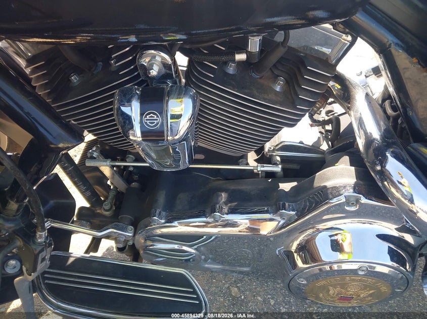 HARLEY-DAVIDSON FLHX 2007