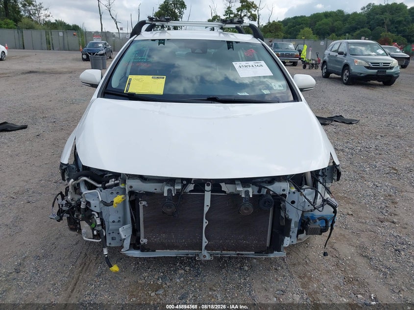TOYOTA PRIUS PRIME - zdjęcie 12