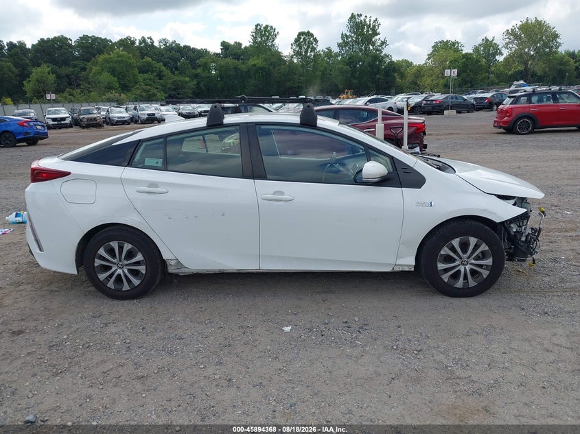 TOYOTA PRIUS PRIME - zdjęcie 13