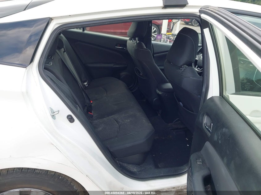 TOYOTA PRIUS PRIME - zdjęcie 8