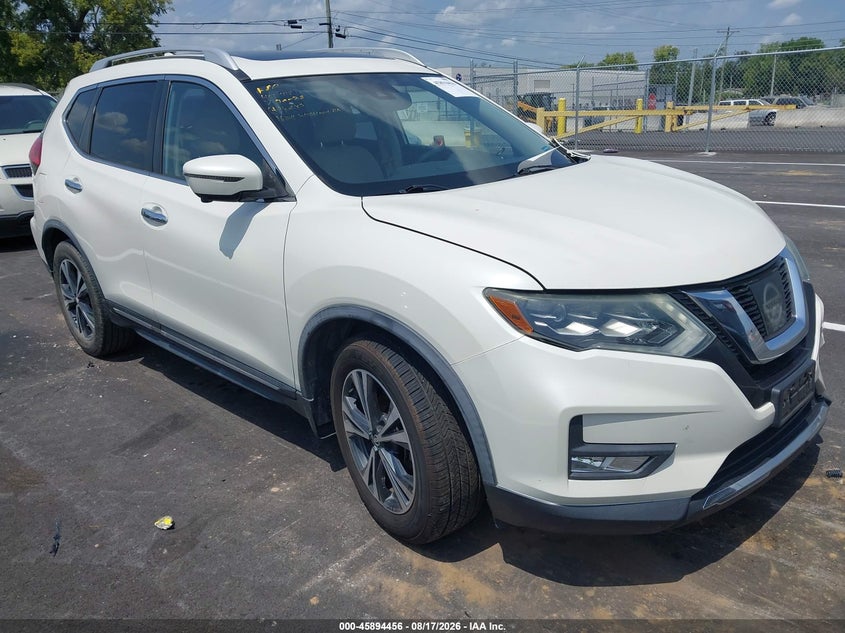 2017 NISSAN ROGUE auction photo 1