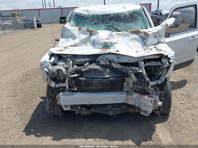 2012 JEEP PATRIOT auction photo 6