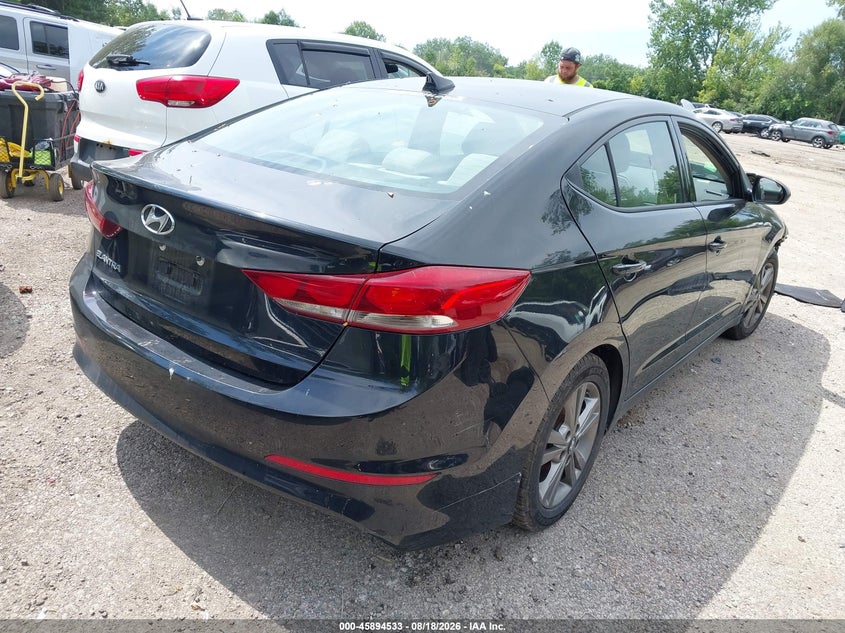 2017 HYUNDAI ELANTRA auction photo 4