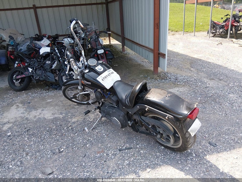 2006 HARLEY-DAVIDSON NIGHT TRAIN MOTO 2