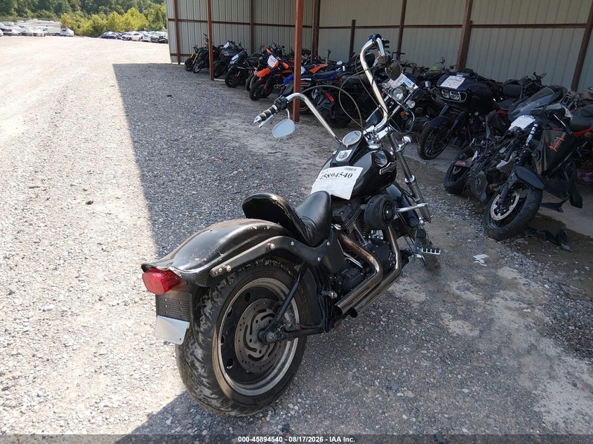 2006 HARLEY-DAVIDSON NIGHT TRAIN MOTO 2