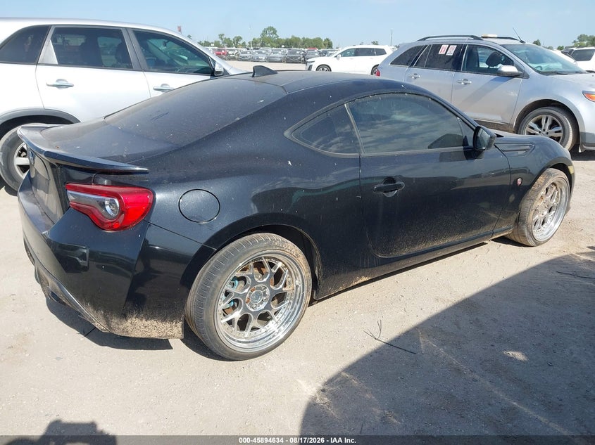 Vin: jf1znaa16h8700159, lot: 46393695, toyota 86 20174