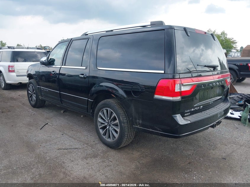 2017 LINCOLN NAVIGATOR L auction photo 3