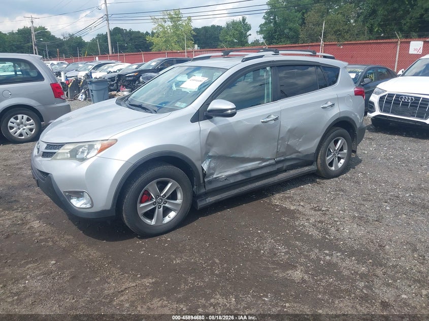 2015 TOYOTA RAV4 auction photo 6