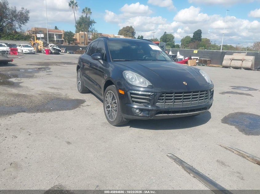 2015 PORSCHE MACAN S