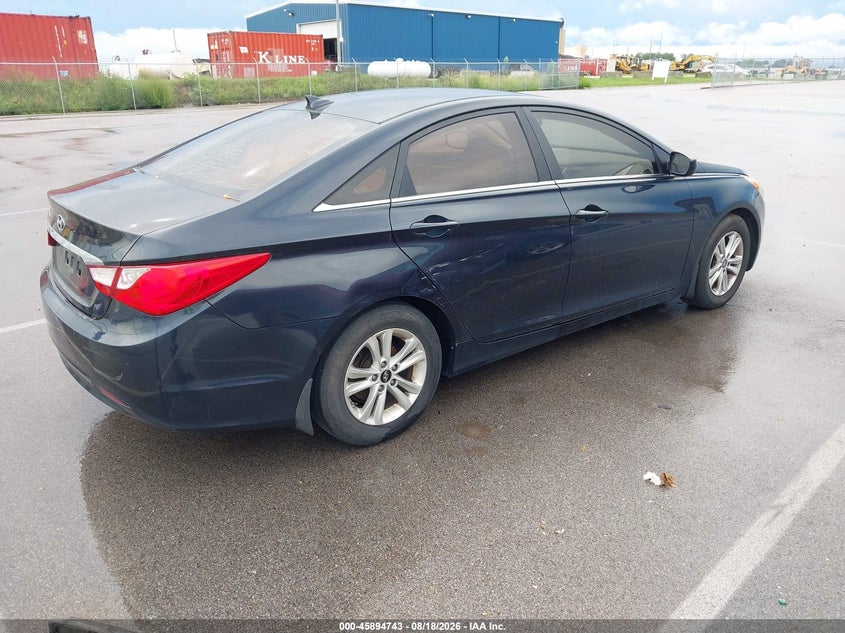 2013 HYUNDAI SONATA auction photo 4